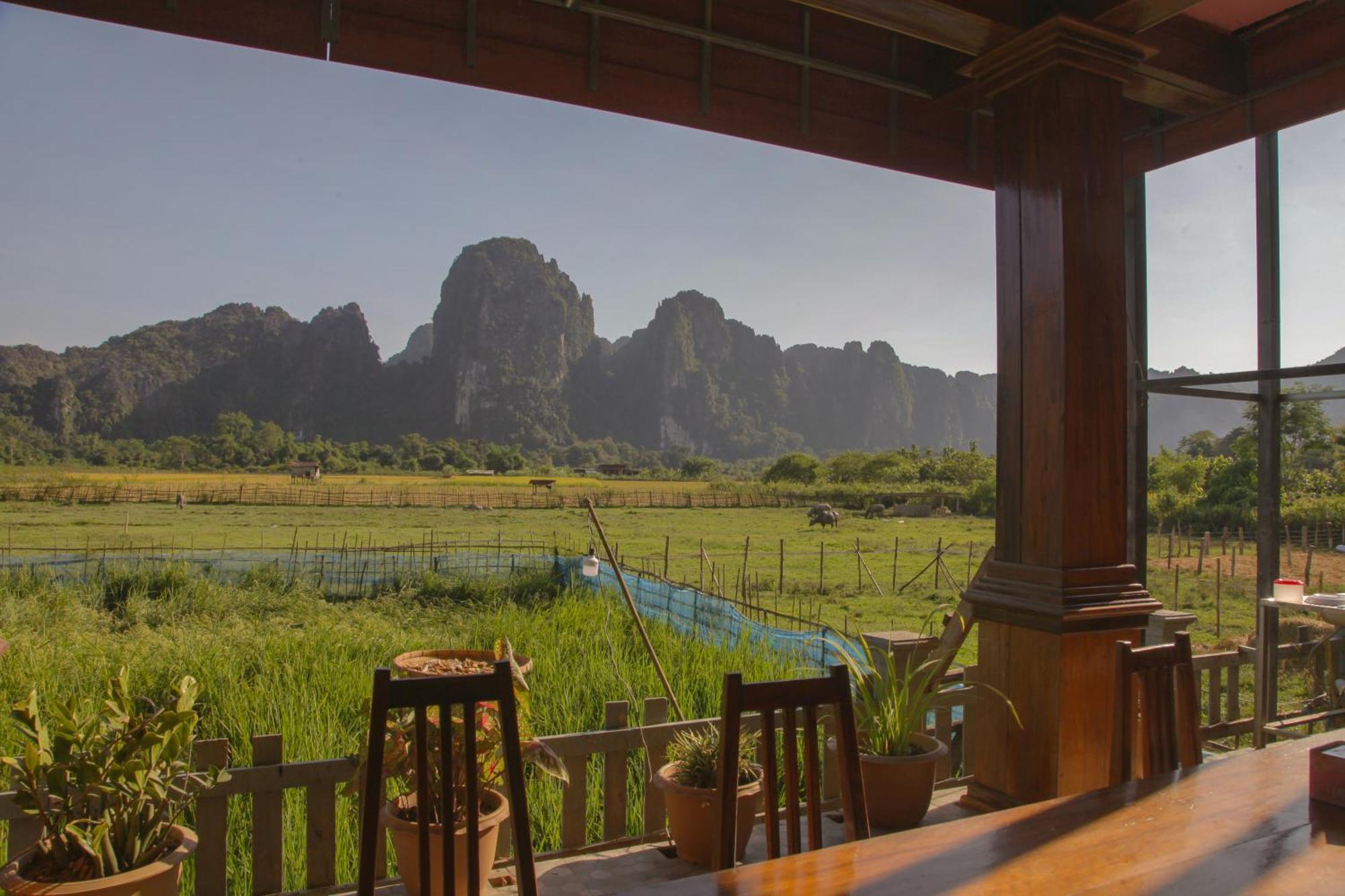 Dd Guesthouse Vang Vieng Exterior photo