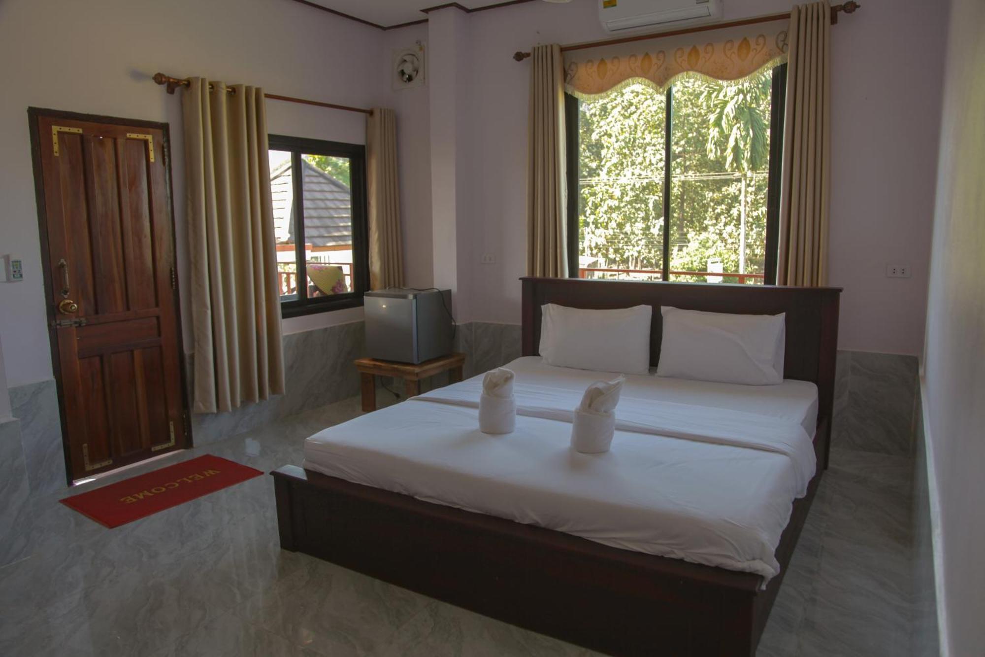 Dd Guesthouse Vang Vieng Exterior photo